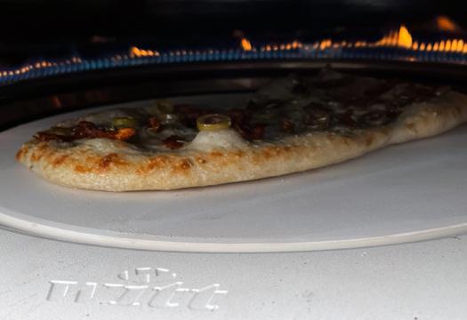 Focaccia brood in de Witt Etna Rotante Pizza oven