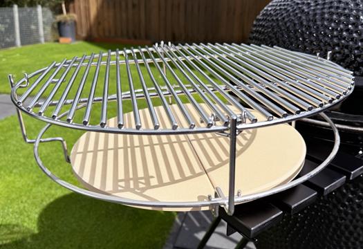 Multilevel lift, ook wel Divide & Conquer systeem. Hiermee ben je flexibel in je bereidingen op een Kamado grill