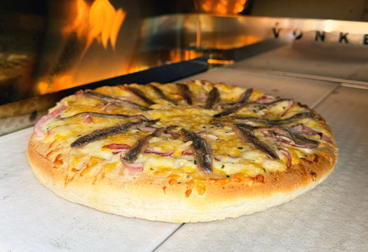 Diepvries pizza in de Vonken Urban oven